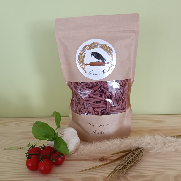 Rotwein-Dinkel-Nudeln